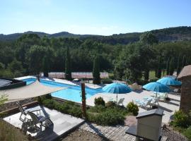 Casa Nestore Holiday Apartments, hotel z bazenom v mestu Castiglione della Valle