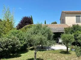 Maison de charme avec vue sur le Mont Ventoux