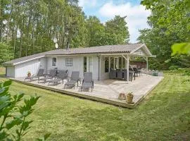 6 person holiday home in Nexø-By Traum