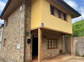 Casa Rural Kiko Asturias, sveitagisting í Bimenes