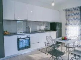 ChriLenia Aparments