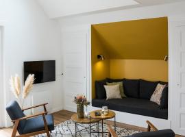 Superbe Loft Rumilly, 2 à 6 pers, 100 m2, proche ANNECY et AIX LES BAINS, hotel v destinaci Rumilly