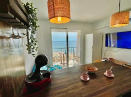 Apartamento vistas al Mar Aire acondicionado Wifi, accessible hotel in Empuriabrava