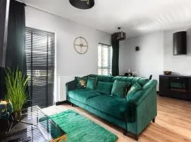 Victoria Apartment