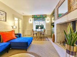 Cinnabar Romantic Hideaway on Historic Walls, hotel v destinaci Berwick-upon-Tweed