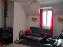 Appartement spacieux et lumineux, hotell med parkering i Oloron-Sainte-Marie
