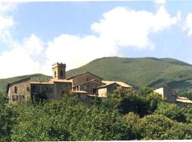 AFFITTACAMERE SANT'ANGELO, hotel in Abbadia San Salvatore