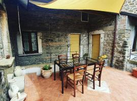 Casa nel borgo medievale di Filetto, loma-asunto kohteessa Villafranca in Lunigiana