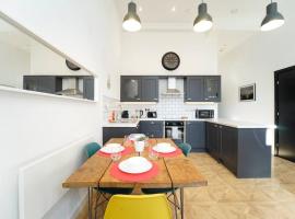 Spacious 2 bedroom city centre apartment