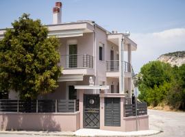 Onar Village Luxury Apartments, hotel de lujo en Kavala