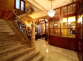 Hotel Nouvel, hôtel à Barcelone