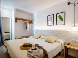 Apartamentos Es Pujols - Emar Hotels, apartmán v destinaci Es Pujols