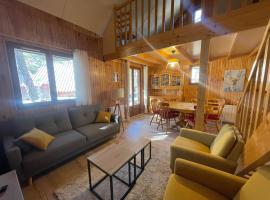 Grand Chalet entre Barcelonnette et Praloup, 3 Chambres, Terrasse Ombragée, Accès Navette et Golf - FR-1-165A-121, hotell sihtkohas Barcelonnette