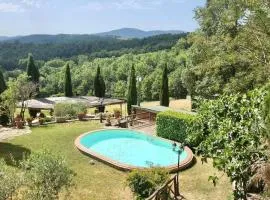 Luxury 1-bedroom house with the pool in Tuscany.