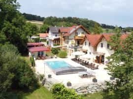 Ferienanlage Beatrix, holiday home in Stegersbach