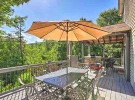 Peaceful Pisgah Mountain Getaway with Hot Tub!