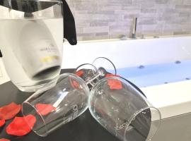 B&B Tra le vie del borgo, hotel with hot tubs in Vieste