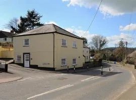 1 New Inn Corner