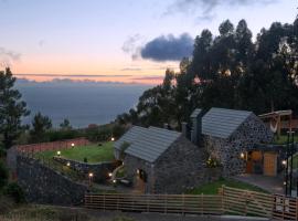 Palheiros do Serrado by Real Vision, hotel em Estreito da Calheta