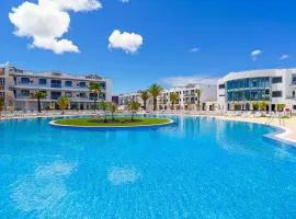 Hotel Cordial Marina Blanca、プラヤ・ブランカの駐車場付きホテル