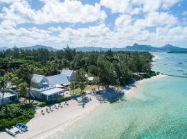 Astroea Beach Hotel, hotel en Blue Bay