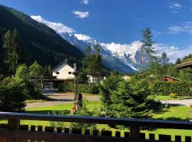 Chalet Orval - Chamonix Argentiere, hotel v Chamonixu