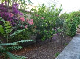 LES OISEAUX, hotel en Saint-Cyr-sur-Mer