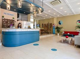 Amadei Hotel Promenade, hotel a Pesaro