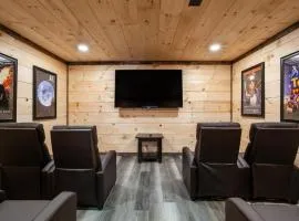 Pine Cove Cabin - Hot Tub, Game Room, Theater Room