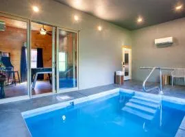 Bandit Lodge BRAND NEW CABIN w Pool