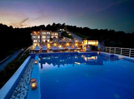 GoldenHill Studios&apartments, aparthotel em Skiathos Town