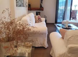 Helen of Troy House, familiehotell i Loutra Oraias Elenis 