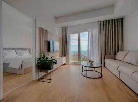 Lovely Partial Sea View one bedroom flat in Horizon Residences A22