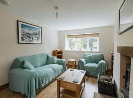 ELM HOUSE COTTAGE - 2 Bed Cottage in High Hesket on the edge of the Lake District, Cumbria, hotel dekat SPBU Southwaite Services M6, High Hesket
