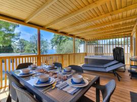 MOBILE HOMES SELCE - ALPE JADRAN MOBIL - 631, hotel v destinaci Selce