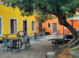 Le 9 de Cour, Chambre Chaco, hotel a Carcassona