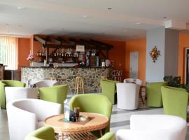 Garni Hotel Gemer, hotel u gradu Rožnjava