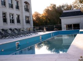 Apart France - Con gim, piscina y estacionamiento, hotel v destinaci Río Cuarto