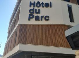 Logis Hotel du Parc-Restaurant - Le Rouget de Lisle, hotel di Lons-le-Saunier