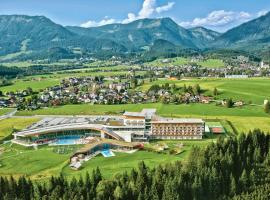 Aldiana Club Salzkammergut und GrimmingTherme, готель у місті Бад-Міттерндорф