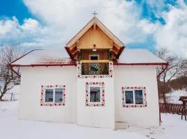 CASUTA CU FLORI