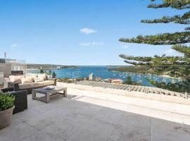 Stunning Harbourside Home with Panoramic Views, apartment in Sydney