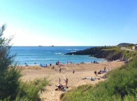 50m FROM THE BEACH, dogs welcome, hotel en St Merryn