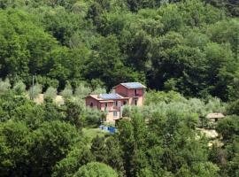 Il Cargedo: Mulazzo'da bir otoparklı otel
