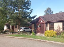 Aviemore Glenlivet Lodge, cabin in Aviemore