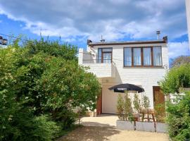 Dunes et Mer - Terrace, garden and free parking space, villa in Ostend