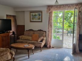 Chambre Romantique, hotel a Domme