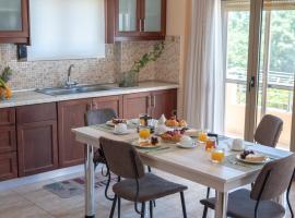 Ģimenes viesnīca Libyan Sea Luxury Apartment 1 pilsētā Ierapetra