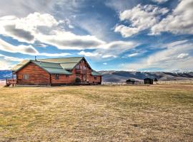 Stunning Mountain-View Ranch on 132 Acres!, hotel in Georgetown