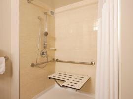 Holiday Inn Vancouver-Centre Broadway, an IHG Hotel, hotel near Olympic Village Skytrain Station, Vancouver
